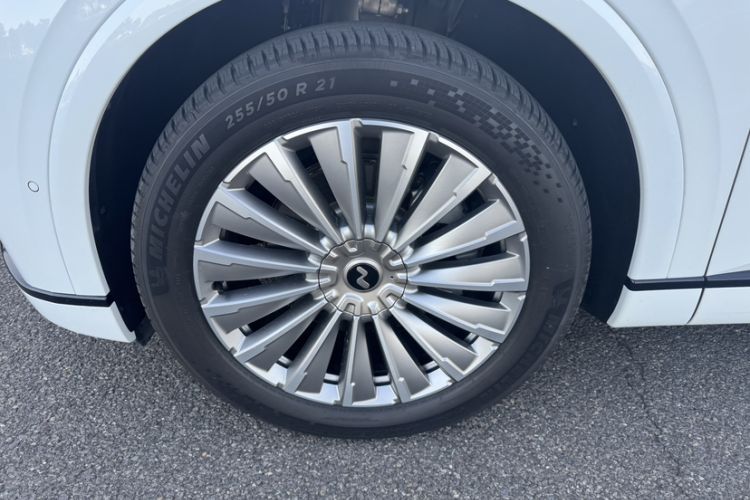 Used ONVO Luxeed L90 2025 Model—Ultra Six-Seater Version Exterior 8
