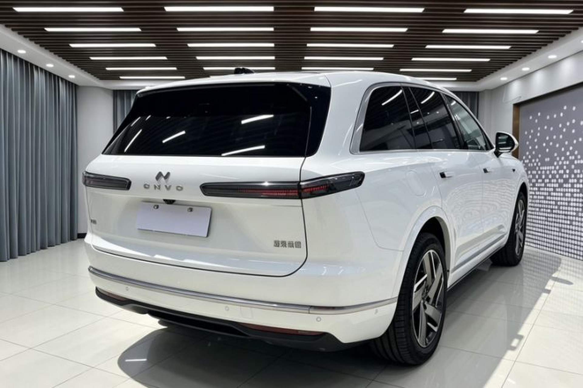 Used ONVO Luxeed L90 2025 Model—Max Six-Seater Version Exterior 9