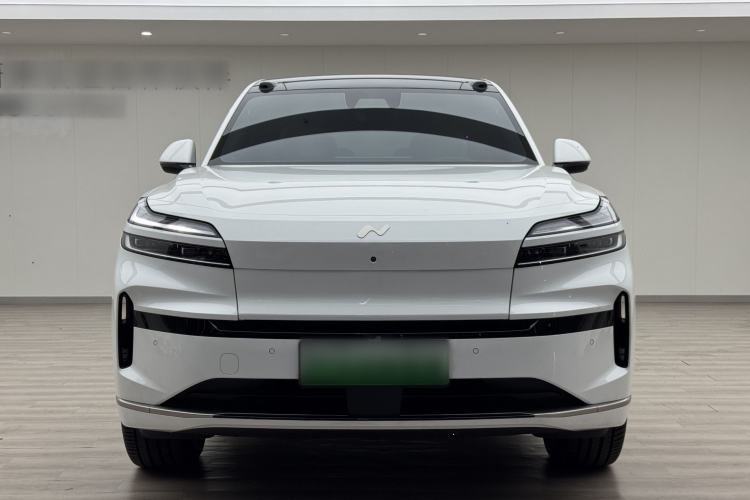 Used ONVO Luxeed L90 2025 Model—Ultra Six-Seater Version Front