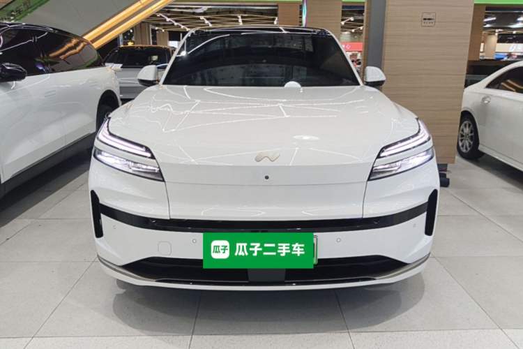 Used ONVO Luxeed L90 2025 Model—Max Six-Seater Version Front