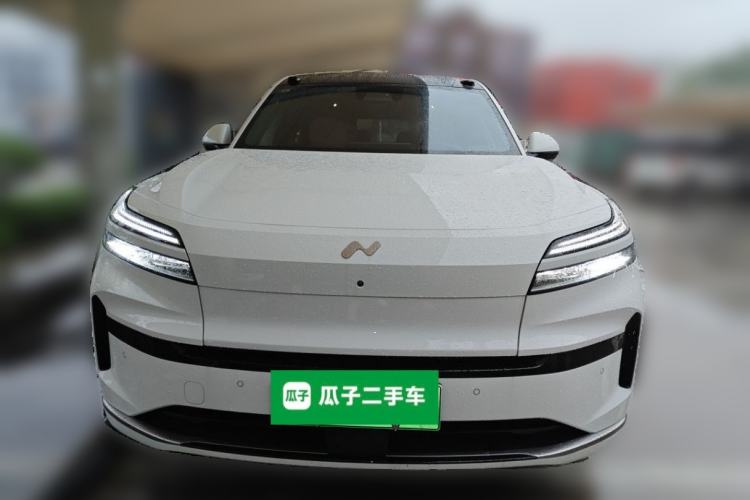 Used ONVO Luxeed L90 2025 Model—Ultra Six-Seater Version Front
