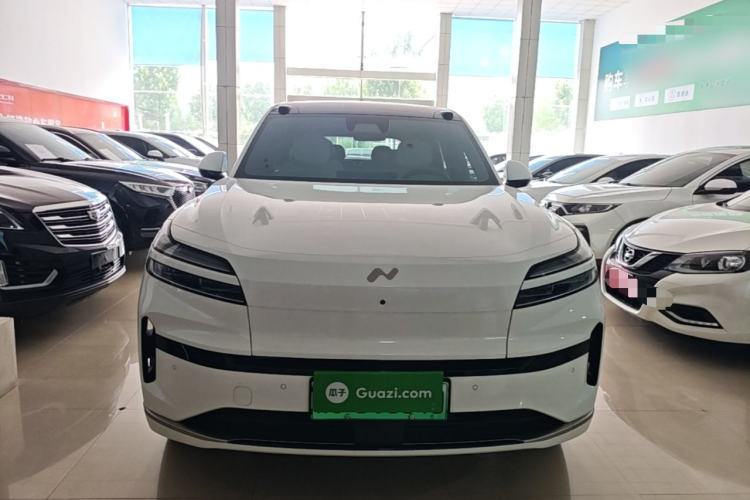 Used ONVO Luxeed L90 2025 Model—Ultra Six-Seater Version Front