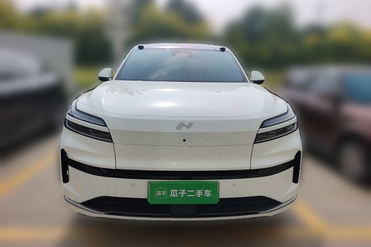 Used ONVO Luxeed L90 2025 Model—Max Six-Seater Version Front