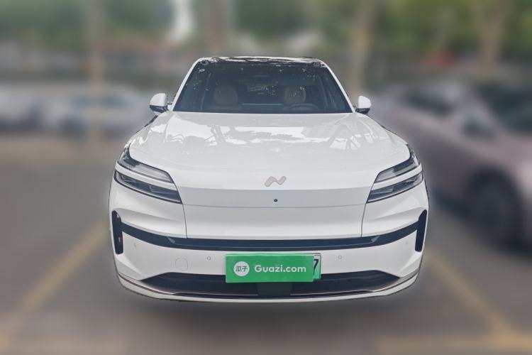 Used ONVO Luxeed L90 2025 Model—Ultra Six-Seater Version Front
