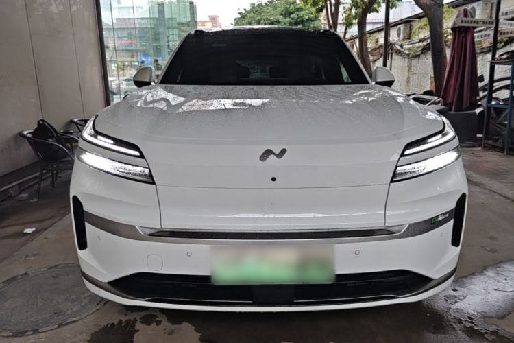 Used ONVO Luxeed L90 2025 Model—Ultra Six-Seater Version Front