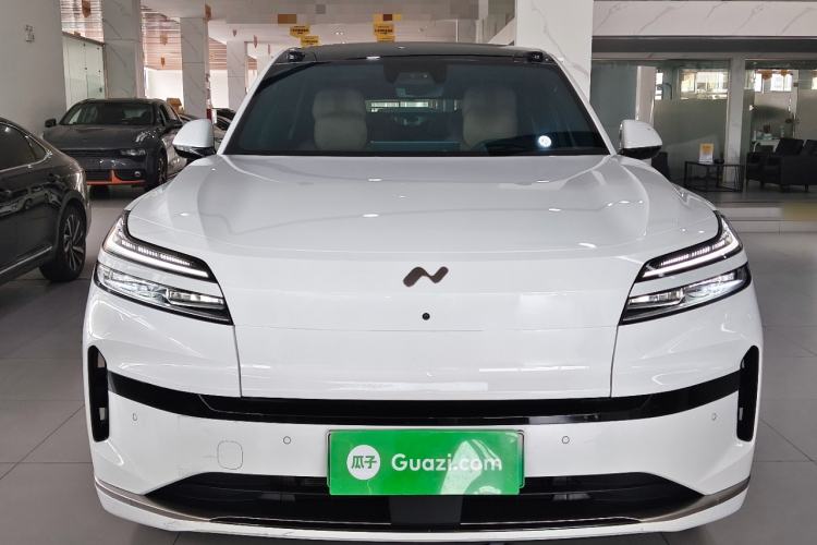 Used ONVO Luxeed L90 2025 Model—Max Six-Seater Version Front