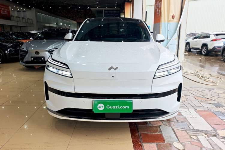 Used ONVO Luxeed L90 2025 Model—Max Six-Seater Version Front