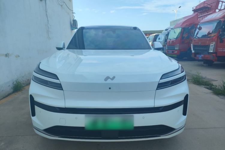 Used ONVO Luxeed L90 2025 Model—Max Six-Seater Version Front