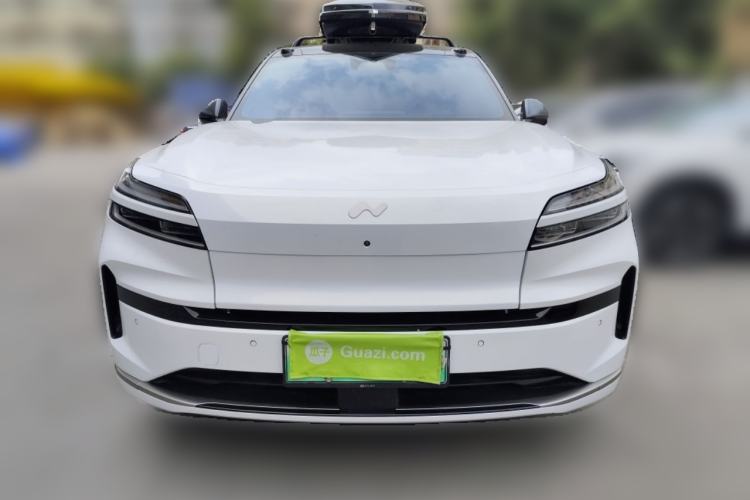 Used ONVO Luxeed L90 2025 Model—Max Six-Seater Version Front