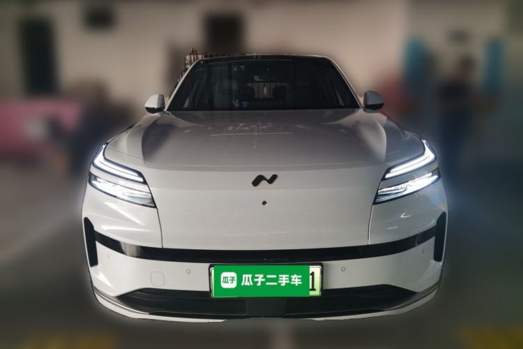 Used ONVO Luxeed L90 2025 Model—Max Six-Seater Version Front