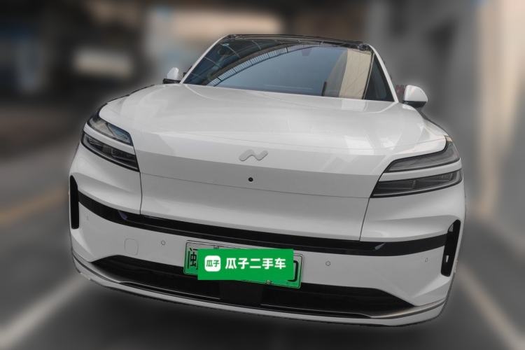 Used ONVO Luxeed L90 2025 Model—Ultra Six-Seater Version Front