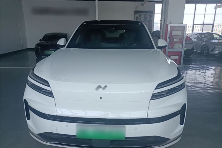 Used ONVO Luxeed L90 2025 Model—Ultra Six-Seater Version Front