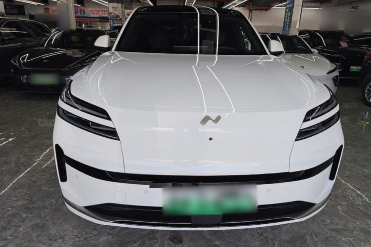 Used ONVO Luxeed L90 2025 Model—Ultra Six-Seater Version Front