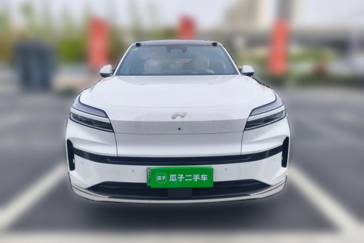 Used ONVO Luxeed L90 2025 Model—Max Six-Seater Version Front