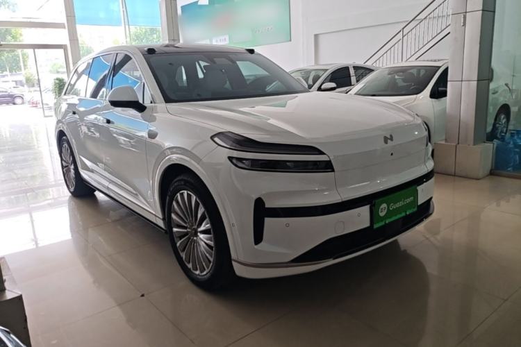 Used ONVO Luxeed L90 2025 Model—Ultra Six-Seater Version Front Right 45 Deg