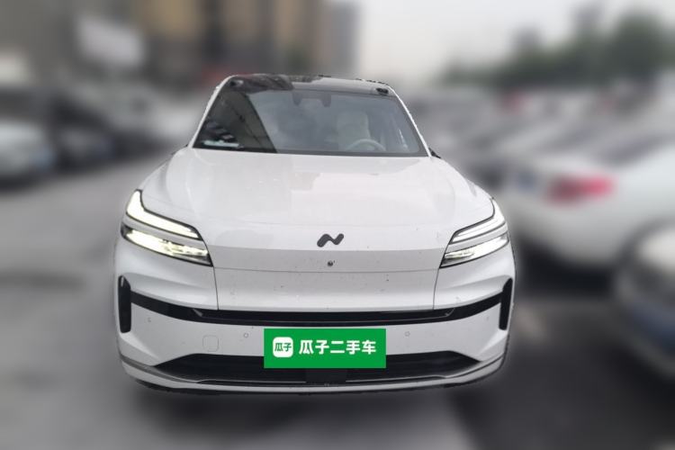 Used ONVO Luxeed L90 2025 Model—Ultra Six-Seater Version Front