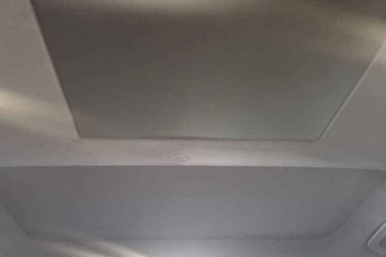 Used ONVO Luxeed L90 2025 Model—Max Six-Seater Version Headliner
