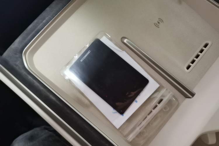 Used ONVO Luxeed L90 2025 Model—Max Six-Seater Version Interior 1