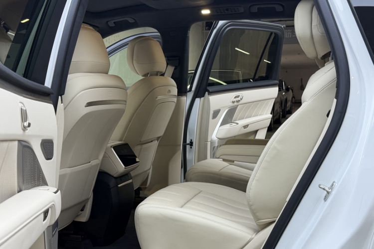 Used ONVO Luxeed L90 2025 Model Ultra Six-Seater 60-degree Battery Edition Interior 10