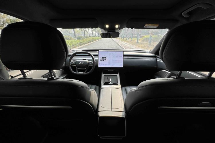 Used ONVO Luxeed L90 2025 Model—Max Six-Seater Version Interior 11