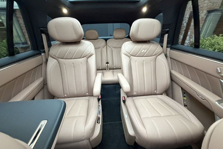 Used ONVO Luxeed L90 2025 Model—Ultra Six-Seater Version Interior 12