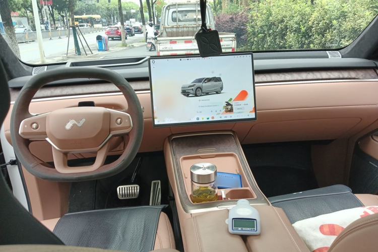 Used ONVO Luxeed L90 2025 Model—Ultra Six-Seater Version Interior 2