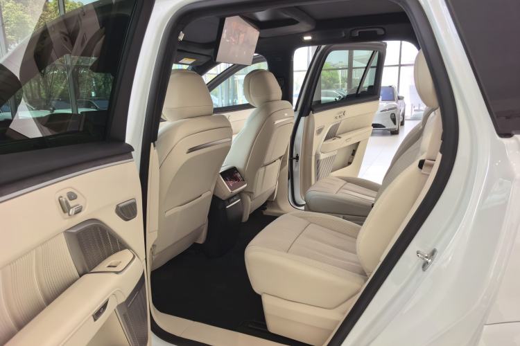 Used ONVO Luxeed L90 2025 Model—Ultra Six-Seater Version Interior 2