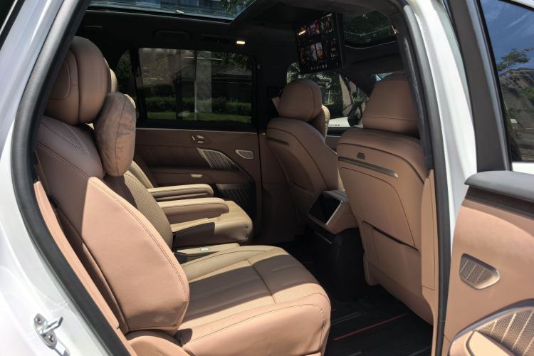 Used ONVO Luxeed L90 2025 Model—Max Seven-Seater Version Interior 3
