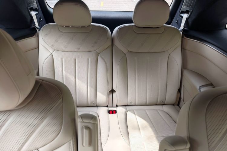 Used ONVO Luxeed L90 2025 Model—Max Six-Seater Version Interior 6