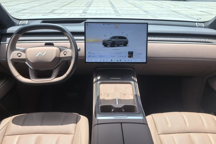 Used ONVO Luxeed L90 2025 Model—Max Six-Seater Version Interior 6