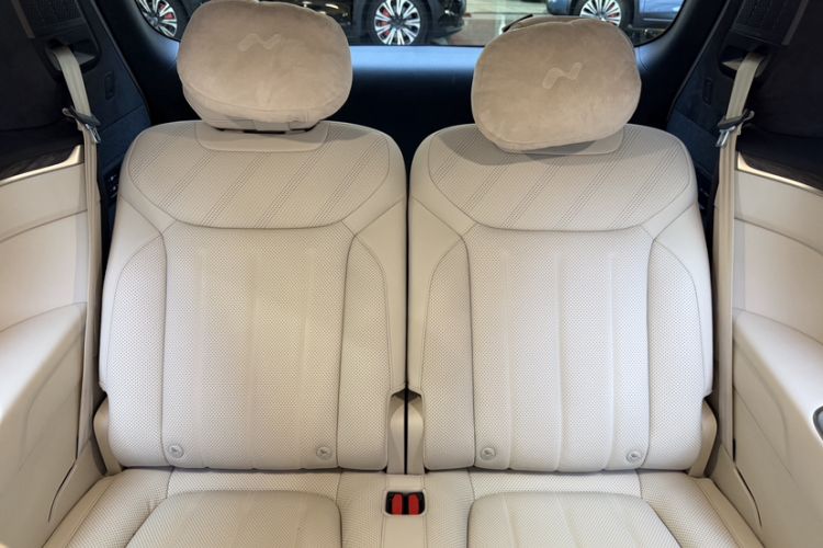 Used ONVO Luxeed L90 2025 Model Ultra Six-Seater 60-degree Battery Edition Interior 6