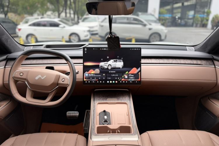 Used ONVO Luxeed L90 2025 Model—Ultra Six-Seater Version Interior 7