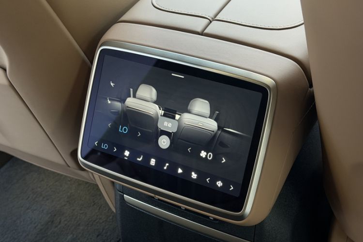 Used ONVO Luxeed L90 2025 Model—Max Six-Seater Version Interior 8