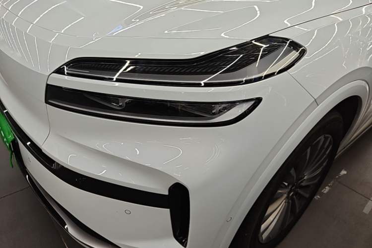 Used ONVO Luxeed L90 2025 Model Ultra Six-Seater 60-degree Battery Edition Left Front Headlight