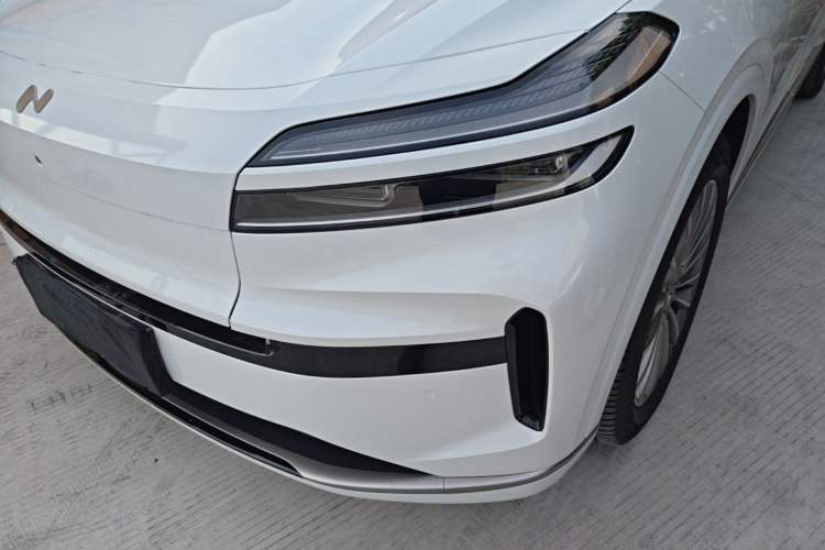 Used ONVO Luxeed L90 2025 Model—Max Six-Seater Version Left Front Headlight