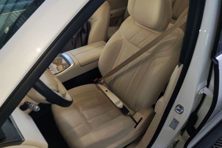 Used ONVO Luxeed L90 2025 Model—Max Six-Seater Version Left Front Seat