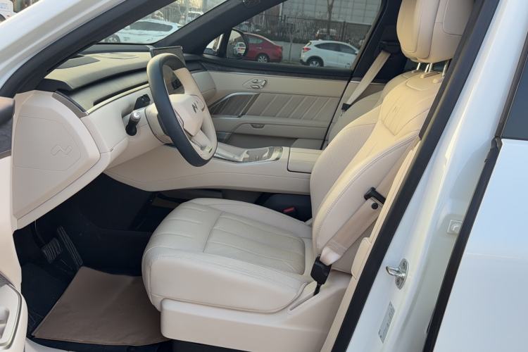Used ONVO Luxeed L90 2025 Model—Max Six-Seater Version Left Front Seat