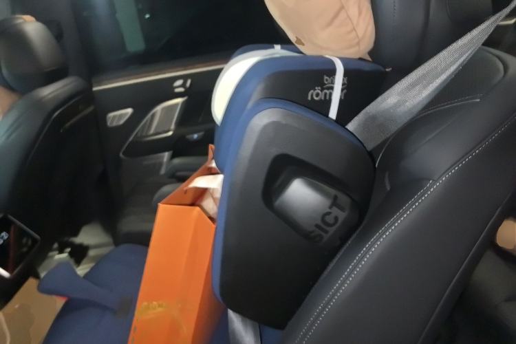 Used ONVO Luxeed L90 2025 Model—Max Six-Seater Version Left Rear Seat
