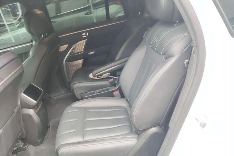 Used ONVO Luxeed L90 2025 Model Max Six-Seater 60-degree Battery Edition Left Rear Seat