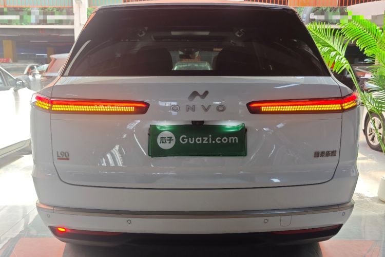 Used ONVO Luxeed L90 2025 Model—Ultra Six-Seater Version Rear