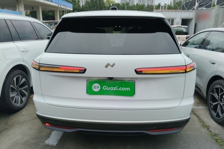 Used ONVO Luxeed L90 2025 Model—Max Six-Seater Version Rear