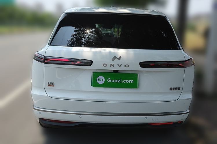 Used ONVO Luxeed L90 2025 Model—Ultra Six-Seater Version Rear