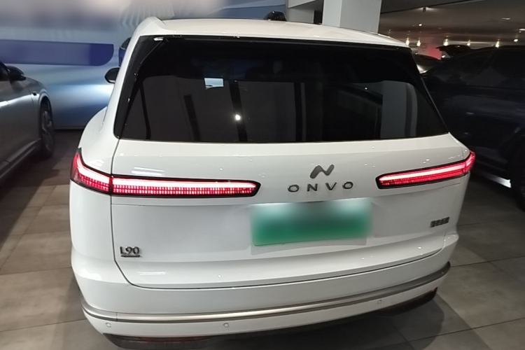 Used ONVO Luxeed L90 2025 Model—Max Six-Seater Version Rear