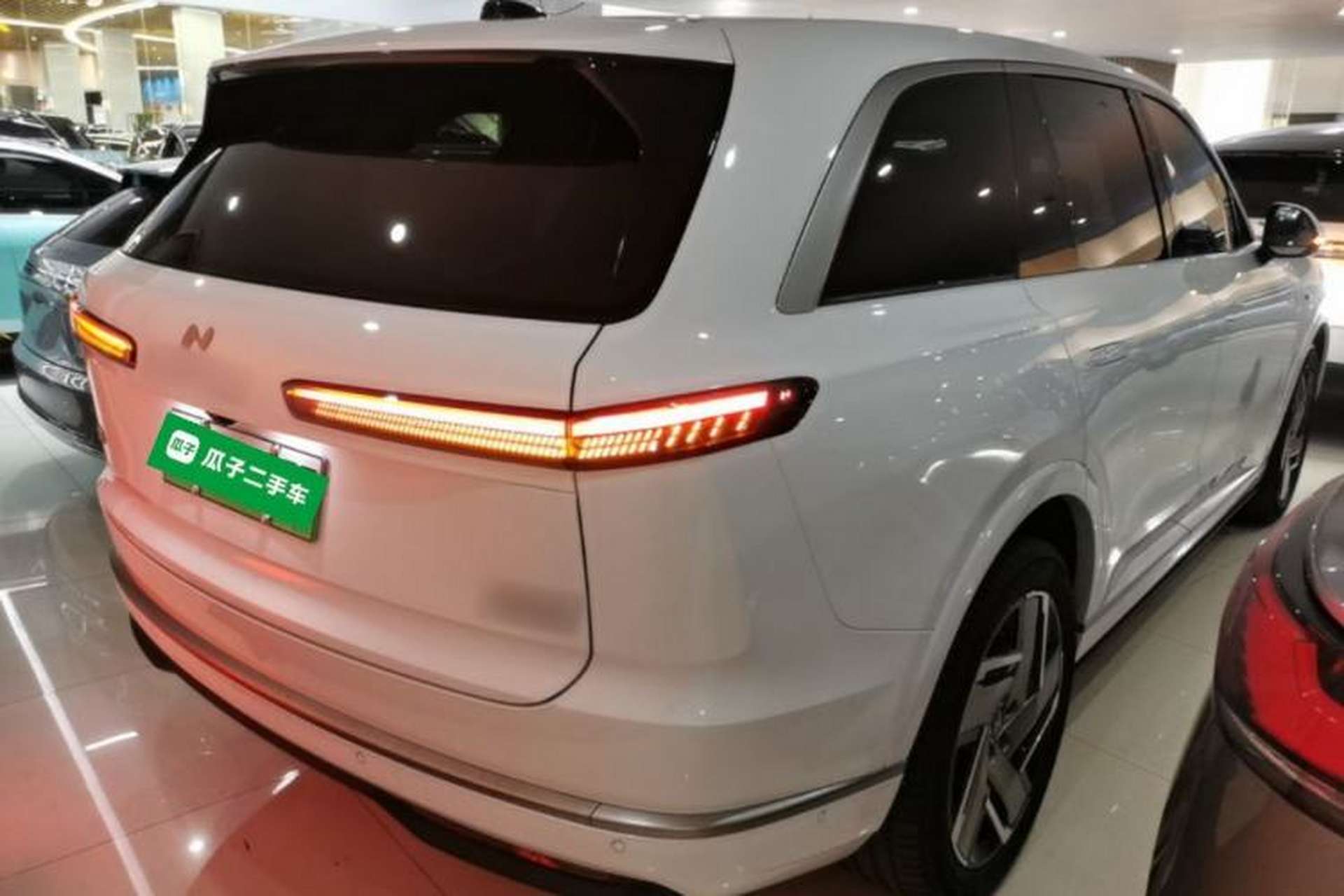 Used ONVO Luxeed L90 2025 Model—Max Six-Seater Version Rear