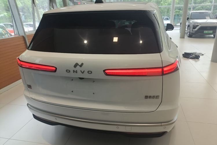 Used ONVO Luxeed L90 2025 Model—Ultra Six-Seater Version Rear