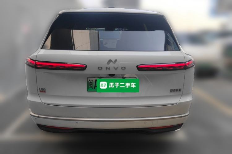 Used ONVO Luxeed L90 2025 Model—Ultra Six-Seater Version Rear