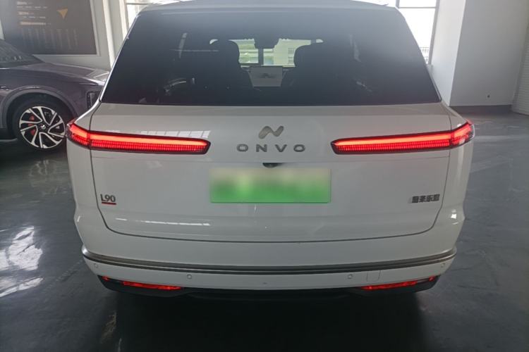 Used ONVO Luxeed L90 2025 Model—Ultra Six-Seater Version Rear