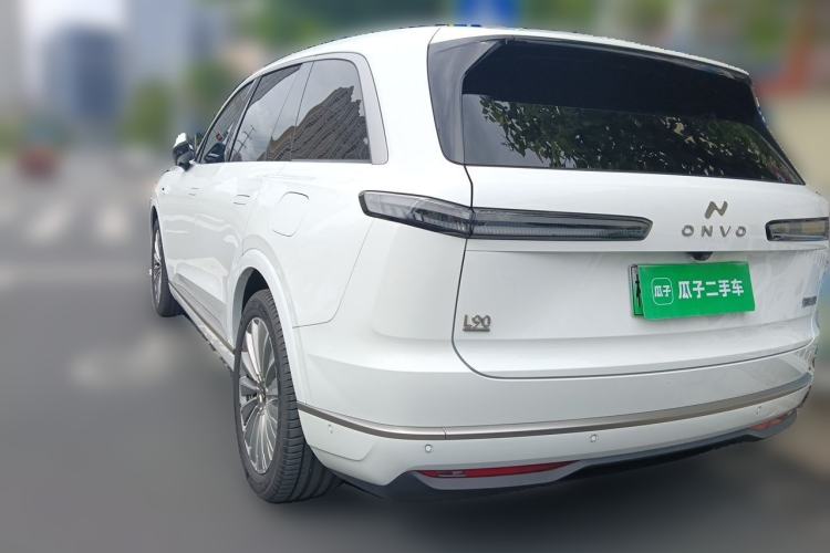 Used ONVO Luxeed L90 2025 Model—Max Six-Seater Version Rear Left 45 Deg