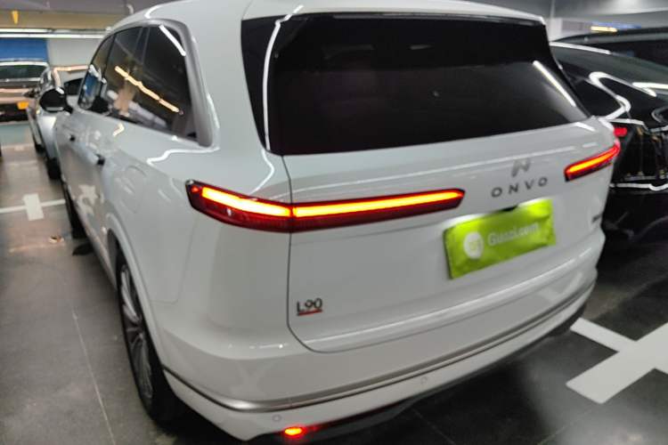 Used ONVO Luxeed L90 2025 Model—Ultra Six-Seater Version Rear Left 45 Deg