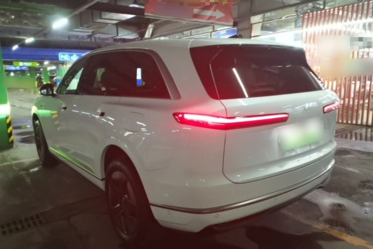 Used ONVO Luxeed L90 2025 Model—Max Six-Seater Version Rear Left 45 Deg